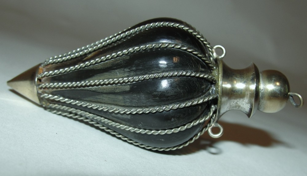 Victorian horn and silver snuff mull. Circa 1850