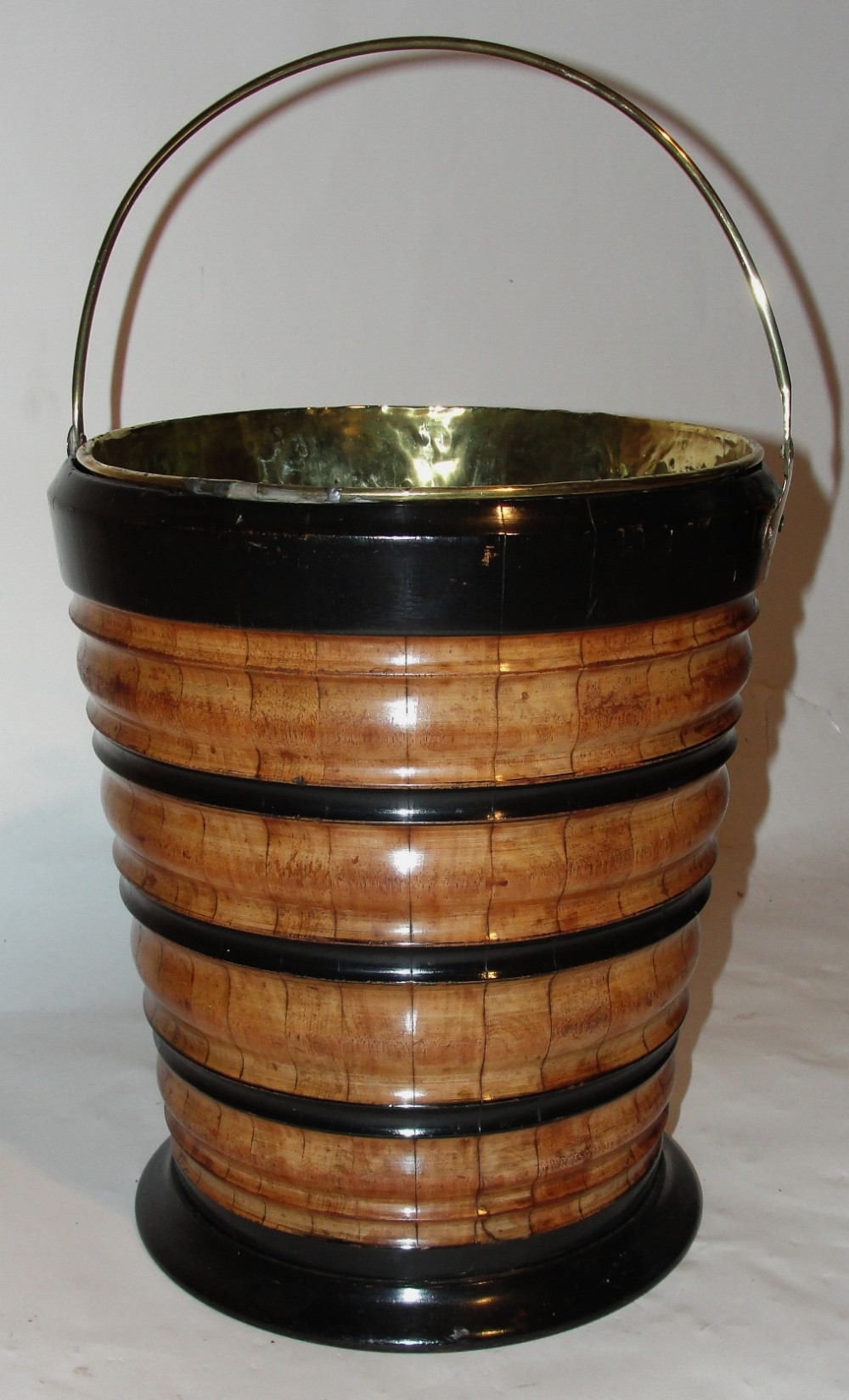 Georgian mahogany coopered bucket. Circa 1820