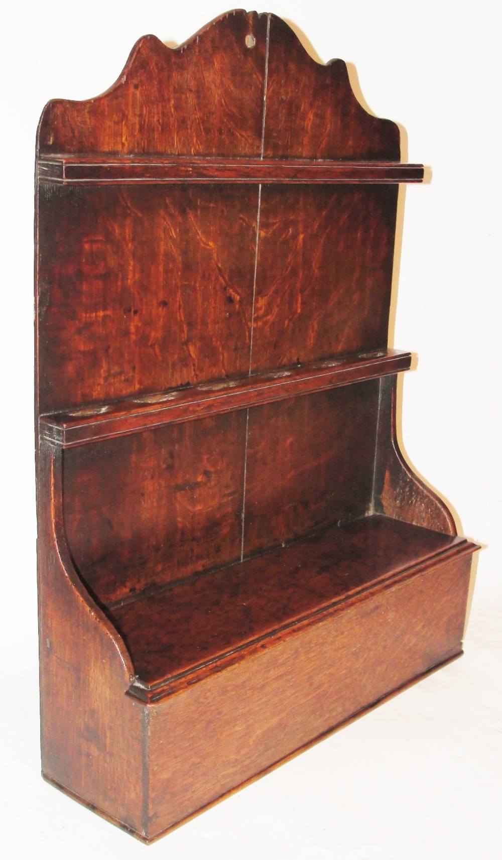 Georgian oak hanging spoon rack. Circa 1760