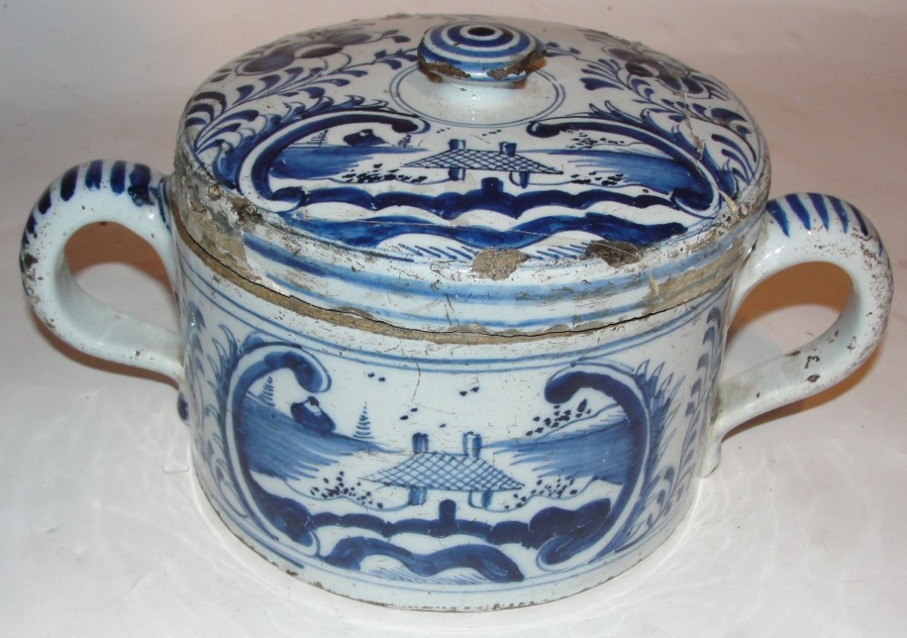 Early 18th. century Lambeth delft posset pot. Circa 1710