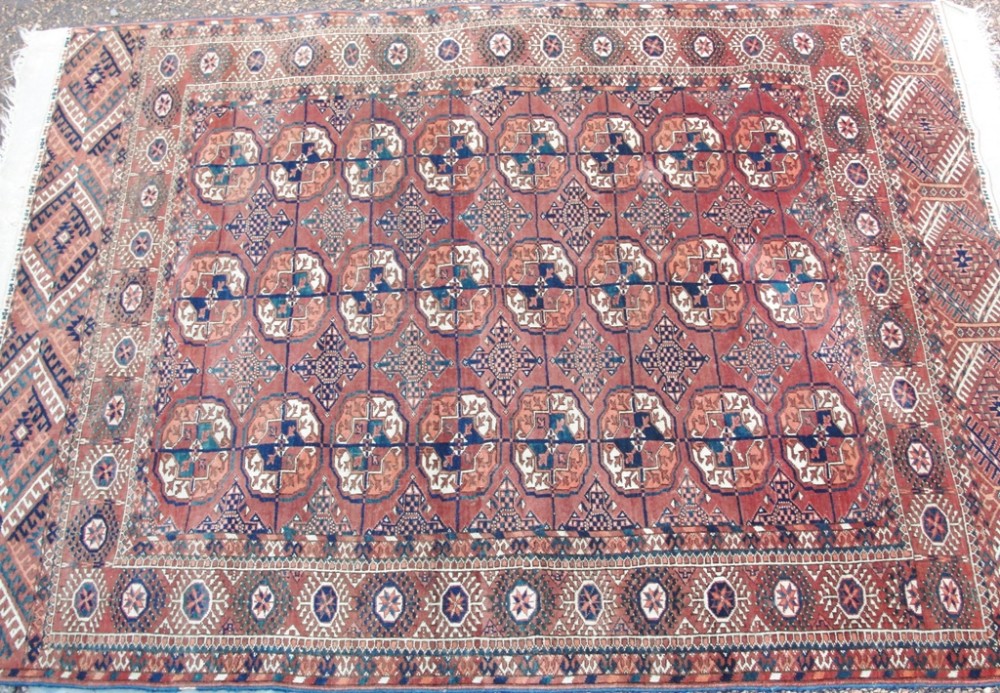 Tekke Turkoman Bokhara rug. Circa 1910