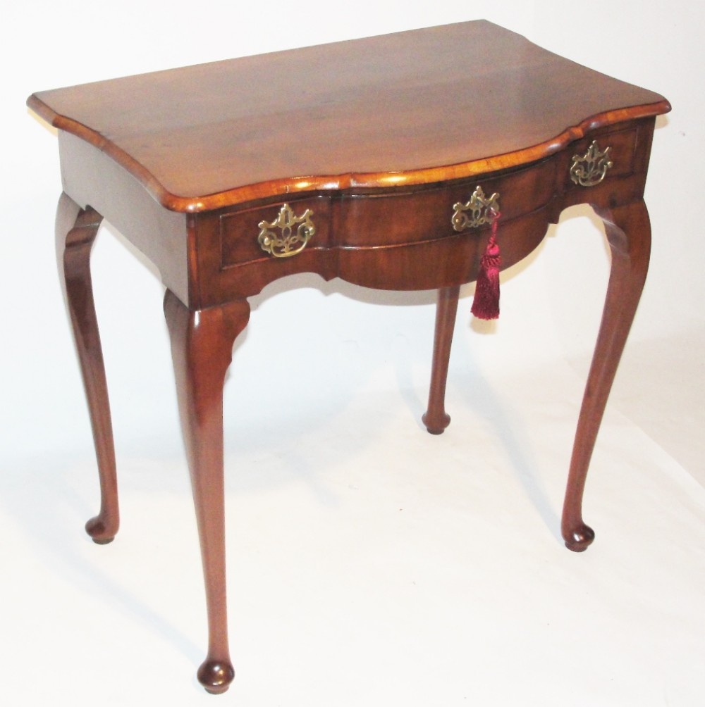 Dutch walnut side table. Circa 1745