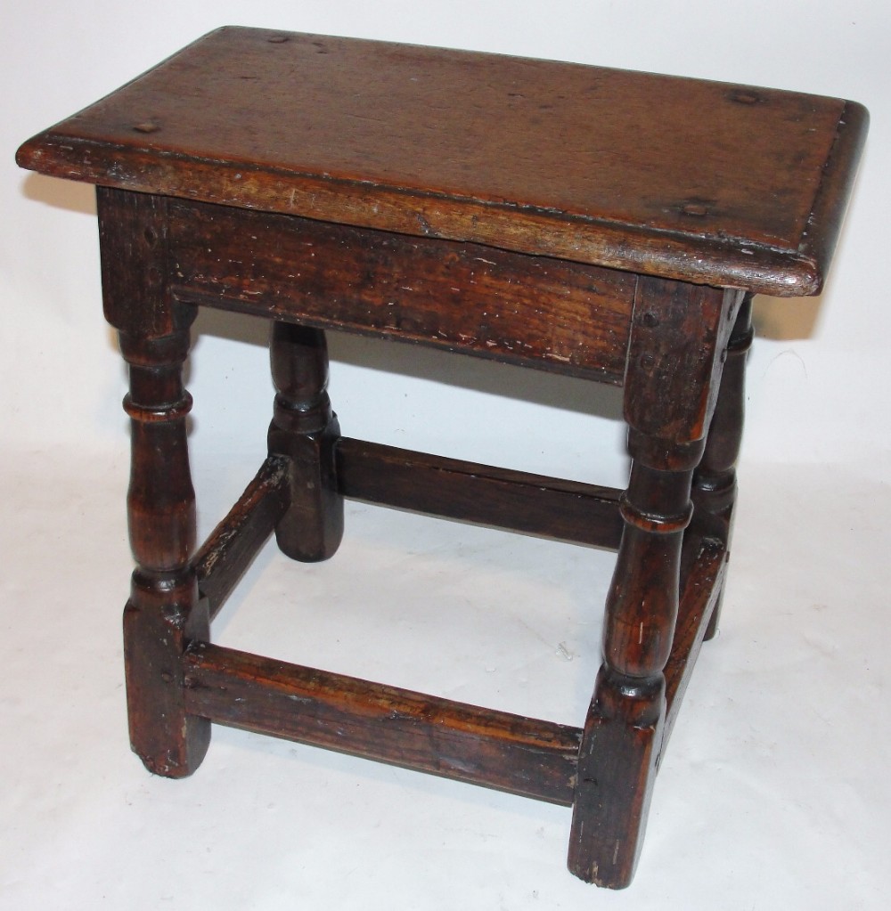 Jacobean oak joynt stool. Circa 1685