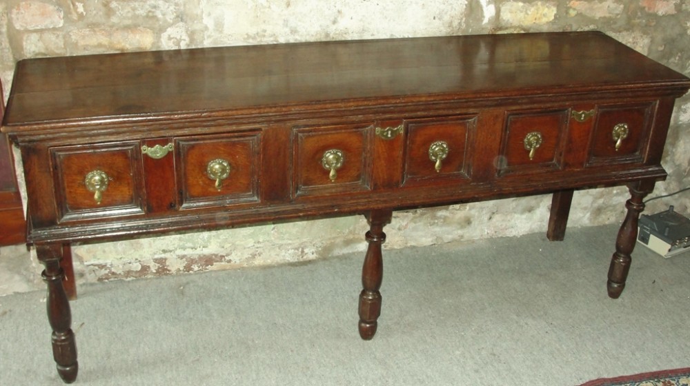 Jacobean oak dresser board. Circa 1680