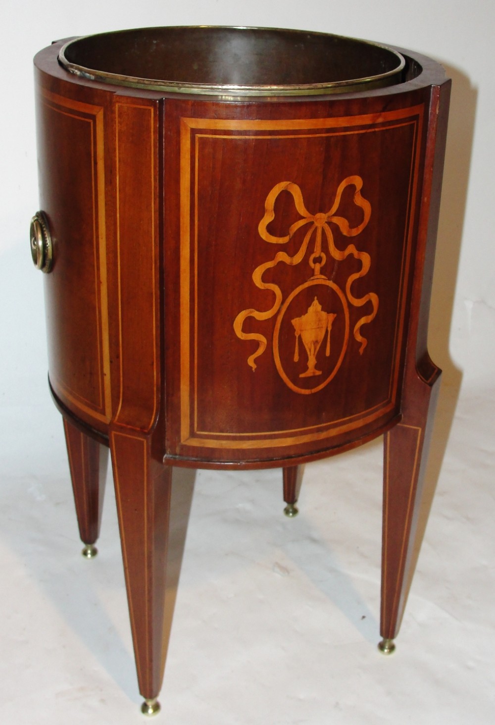 Sheraton mahogany inlaid jardiniere. Circa 1810