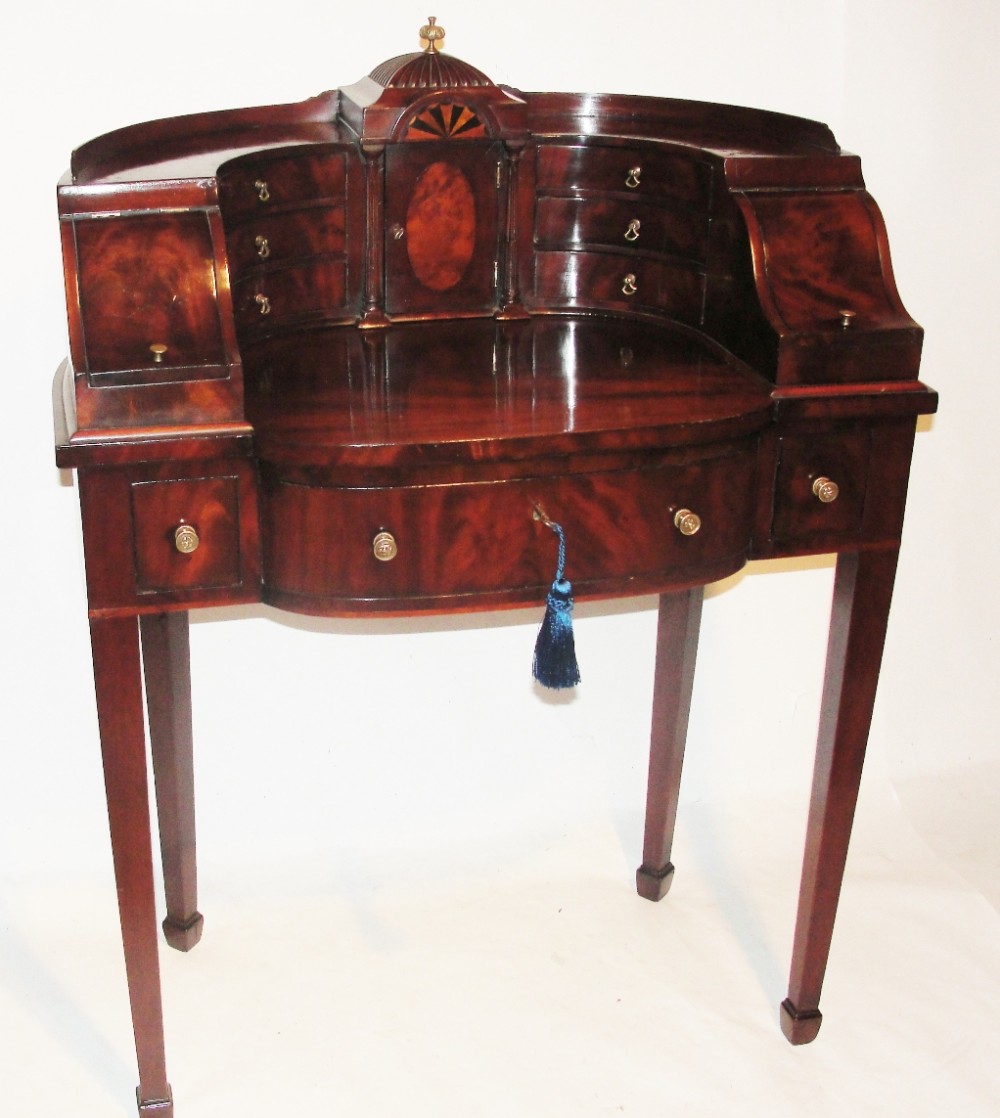 Edwardian mahogany Carlton House desk. Circa 1910