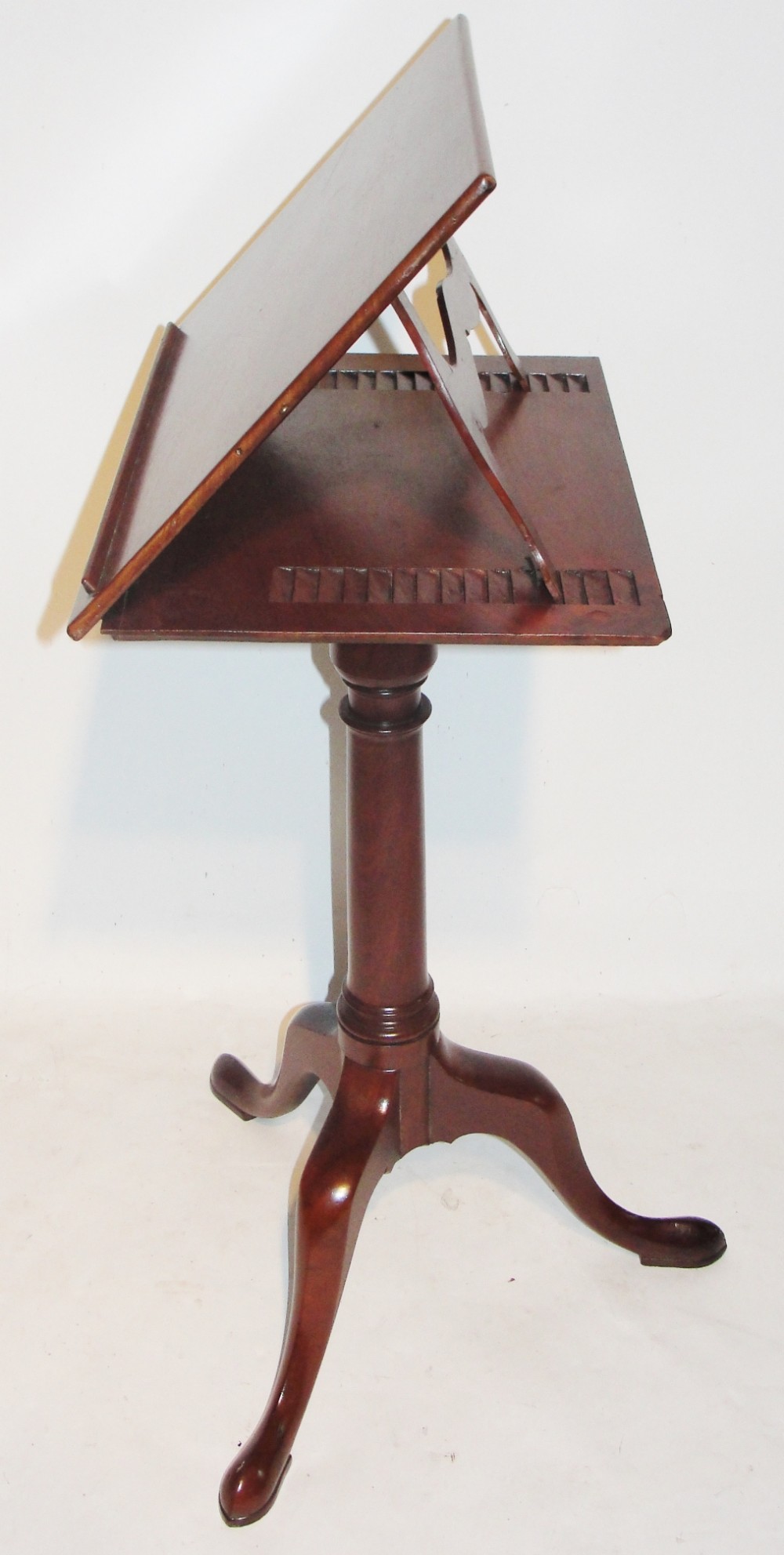 Georgian mahogany reading table. Circa 1765