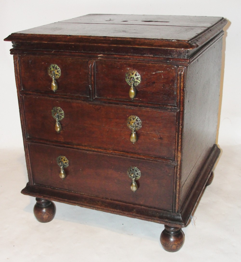William & Mary oak close stool. Circa 1690