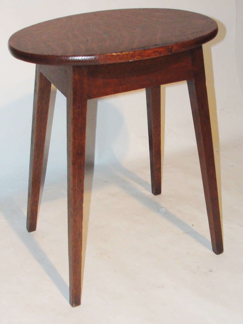 Georgian oak small occasional table. Circa 1790