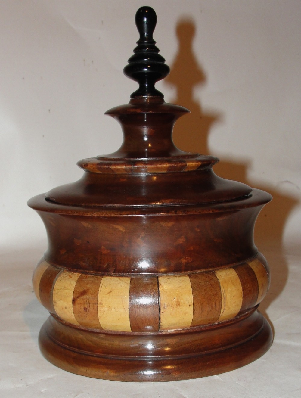 Dutch mahogany & inlaid tobacco box. Circa 1810