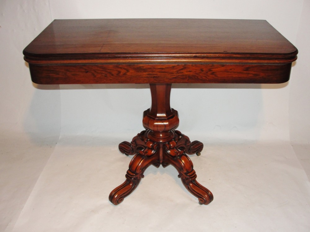 Late regency rosewood tea table. Circa 1835