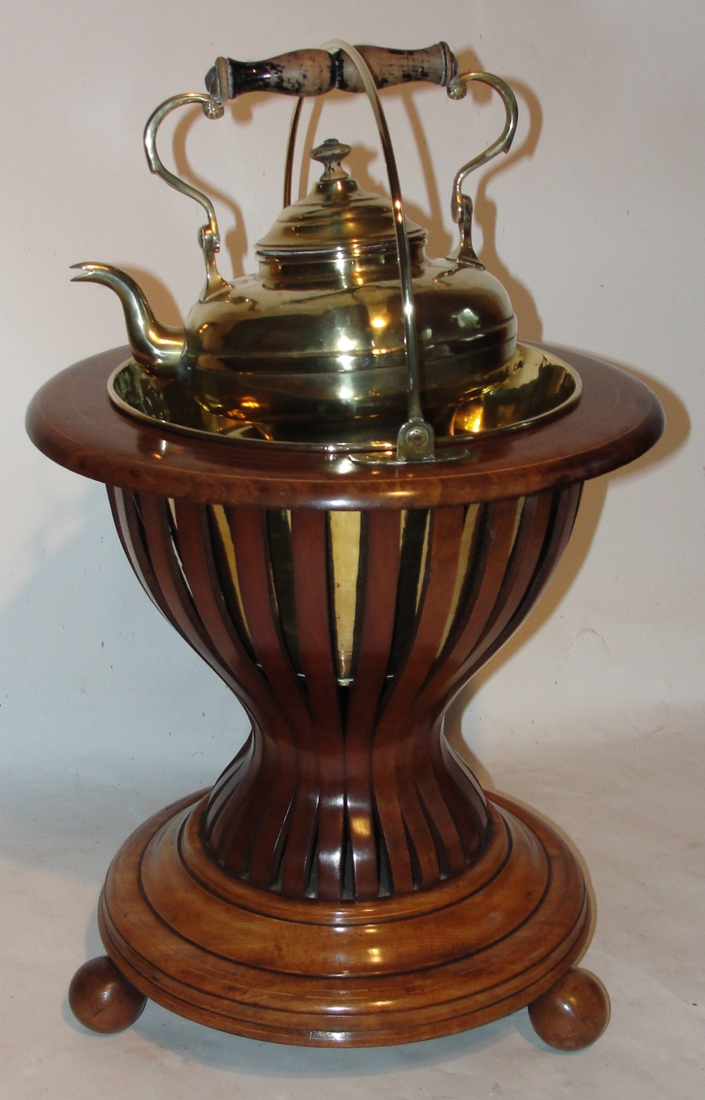 Early 19th. century Dutch mahogany tea bucket with kettle & burner