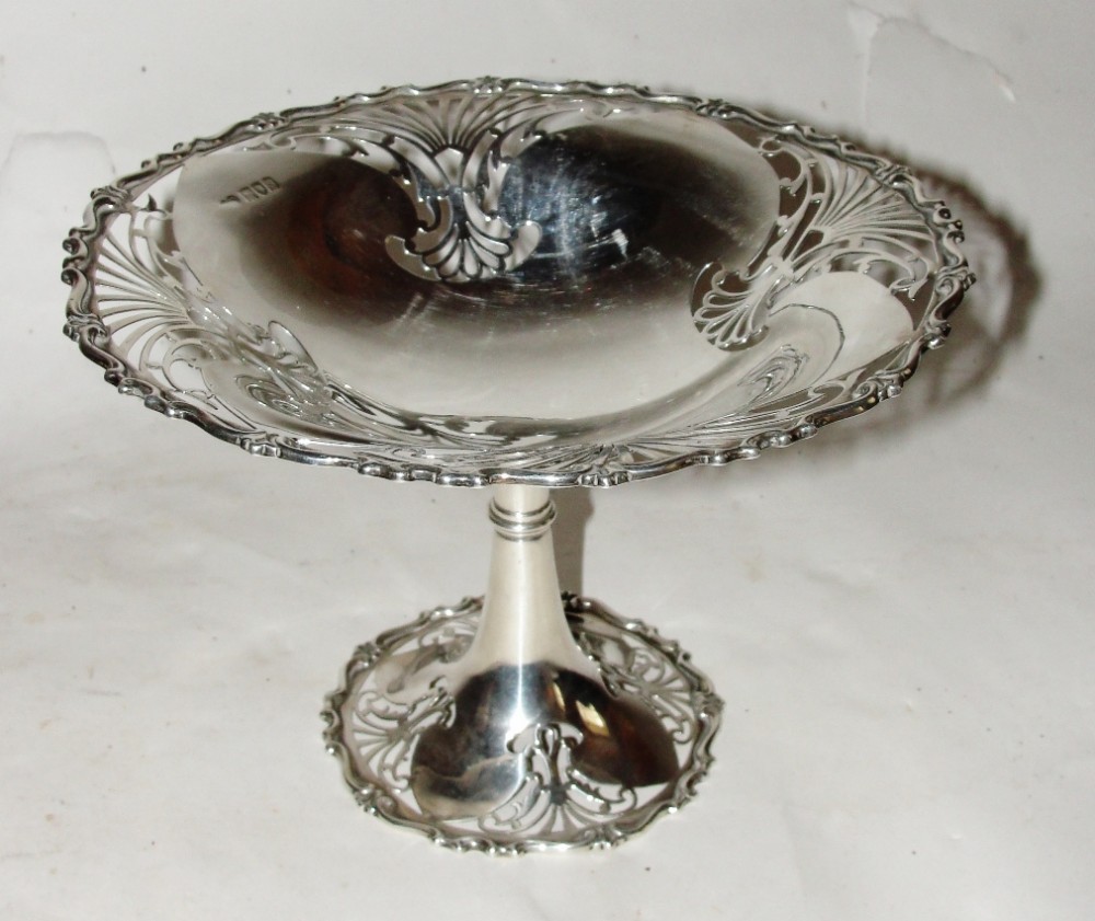Art nouveau solid silver tazza. 1913