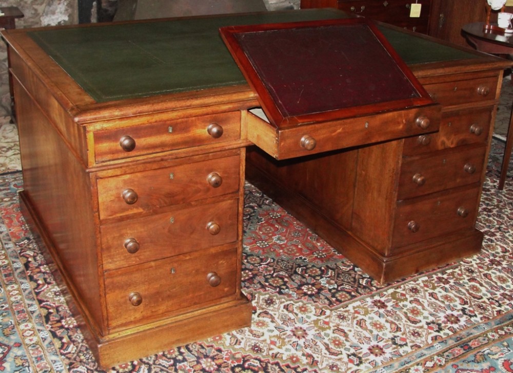 Victorian mahogany large partner's desk. Circa 1860