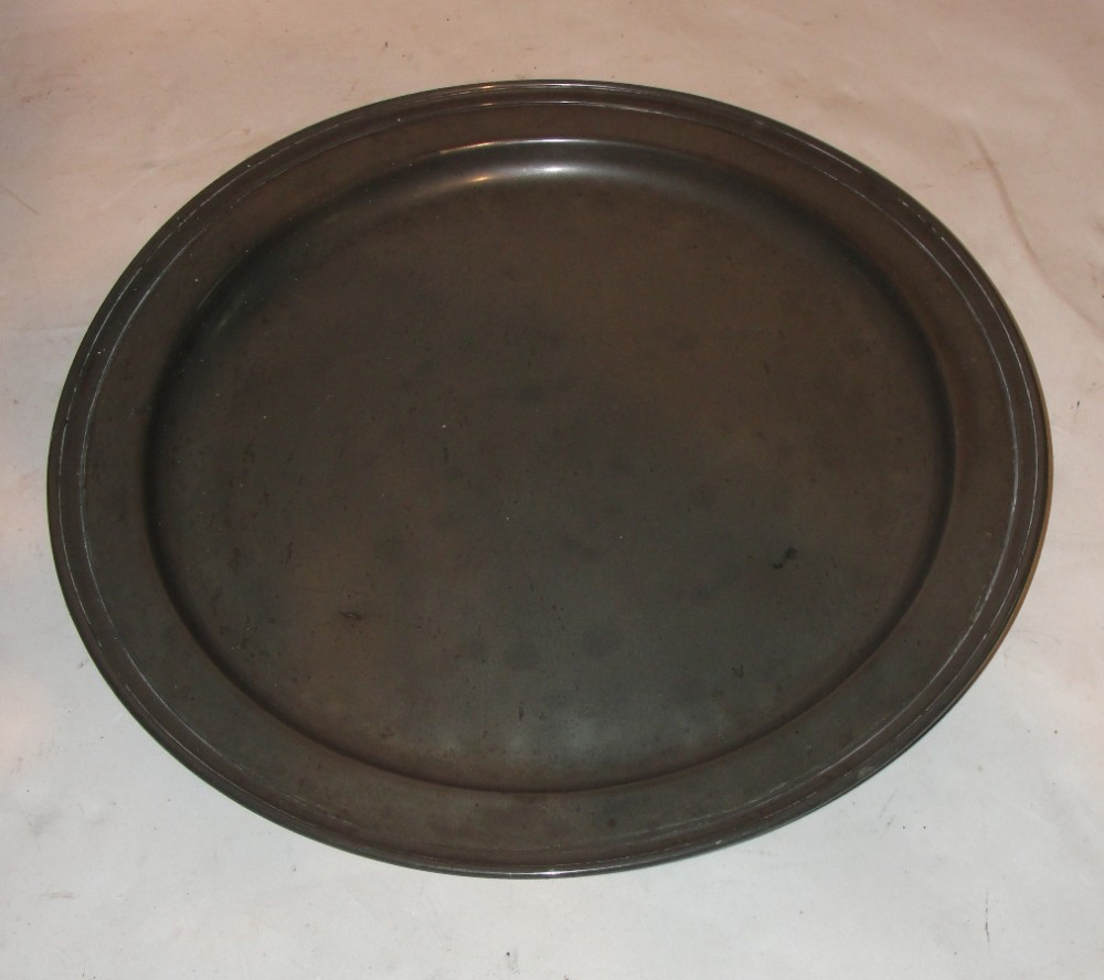 Georgian pewter dish. Circa 1820