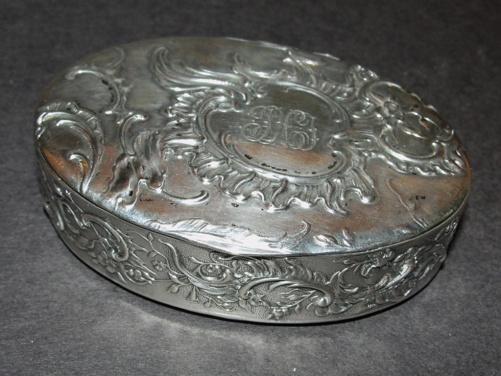 Victorian Hanau silver snuff box. Circa 1890