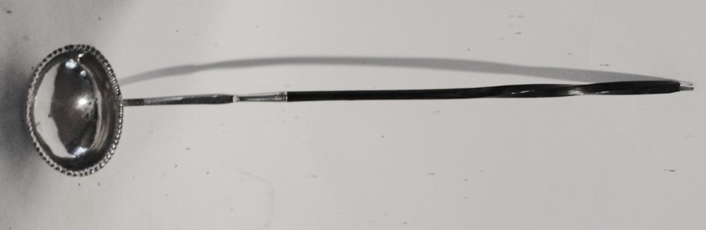 Scottish Georgian silver toddy ladle. Circa 1820