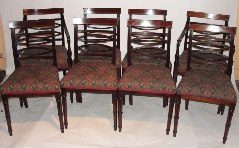 Set 8 Georgian mahogany dining chairs. 2 elbows. Circa 1820