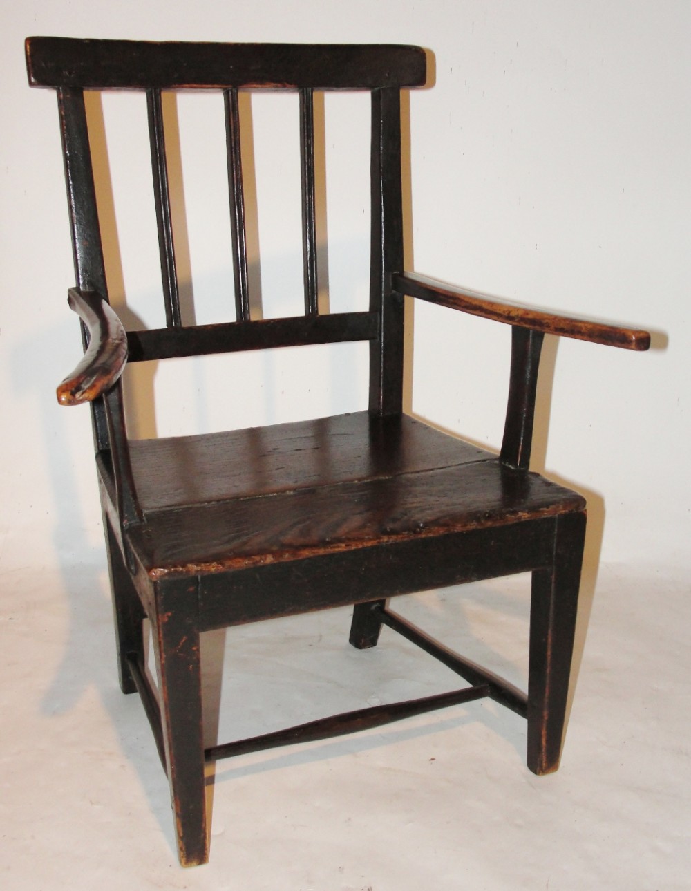 Georgian elm child's armchair. Circa 1820
