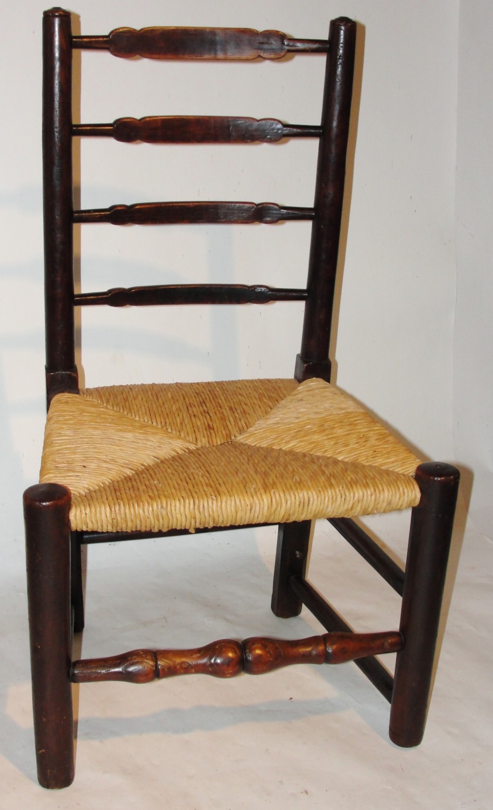 Georgian elm child's chair. Circa 1790