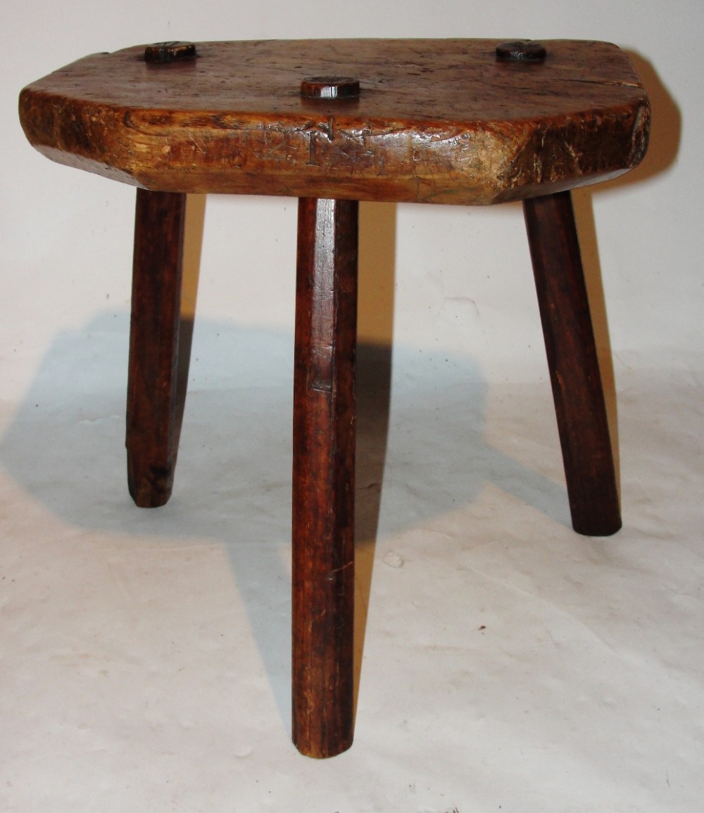Georgian elm milking stool. Circa 1780