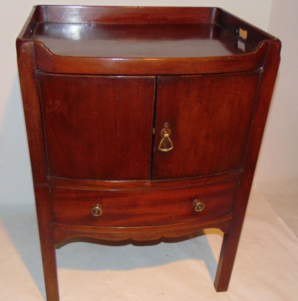 Georgian mahogany bow fronted commode. Circa 1770