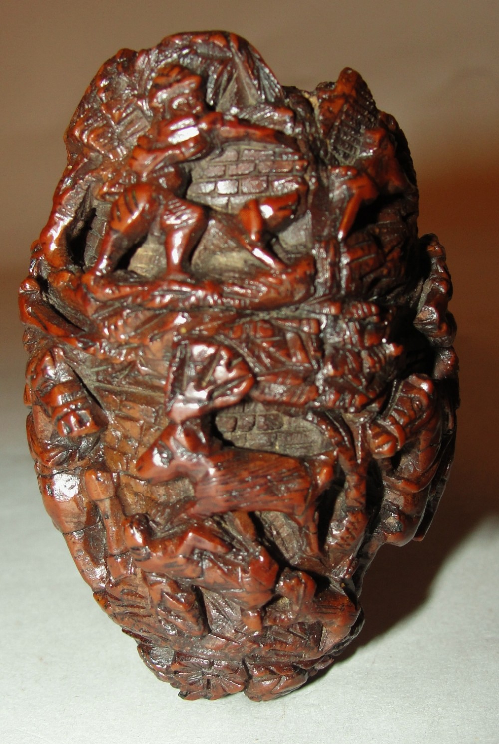 Georgian carved coquilla nut snuff mull Circa 1760