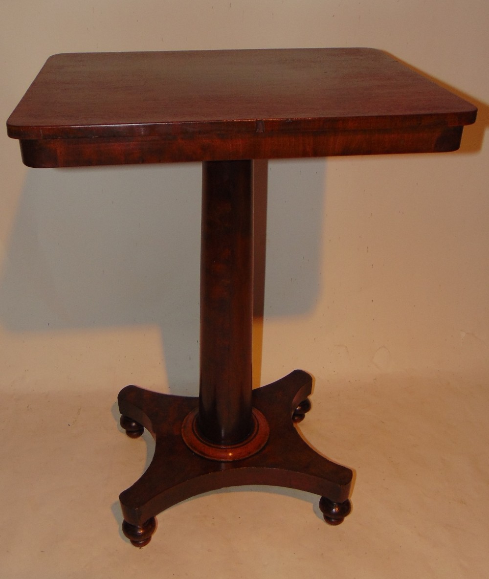 Scottish Regency mahogany pedestal table. Circa 1825