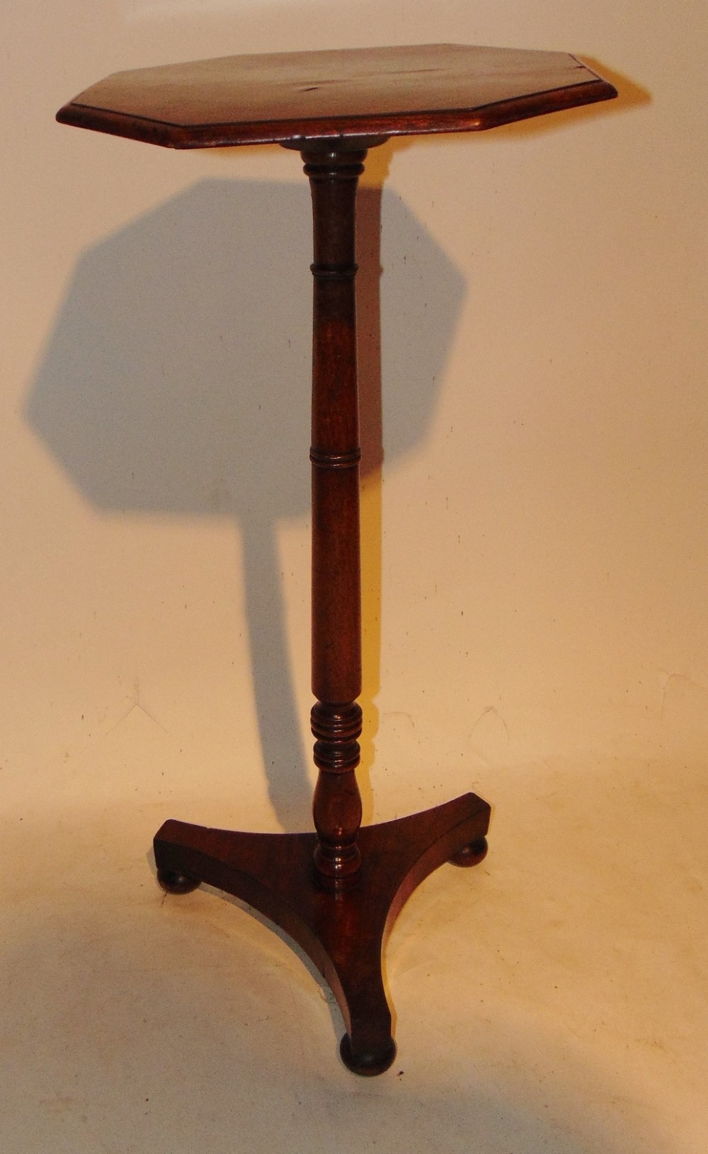 Regency mahogany candlestand. Circa 1820
