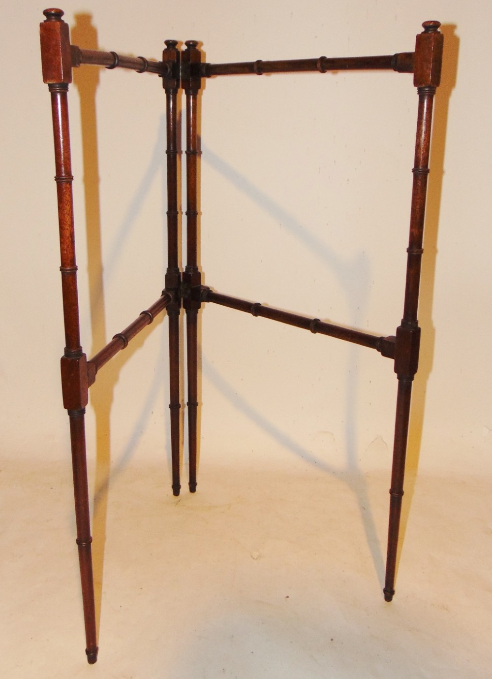 Georgian mahogany towel rail. Circa 1790
