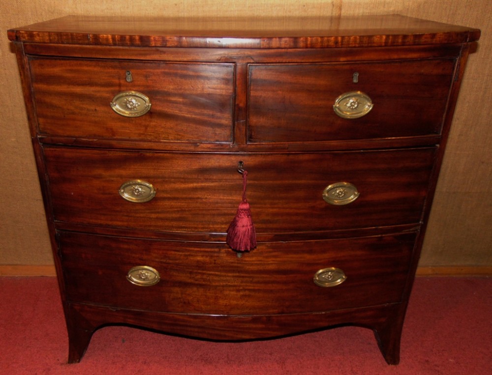 Small Georgian mahogany bow chest Circa 1830
