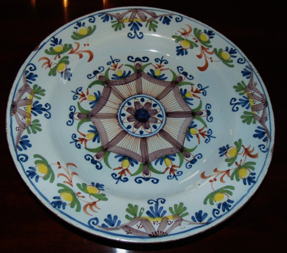 Lambeth delft charger. Circa 1770