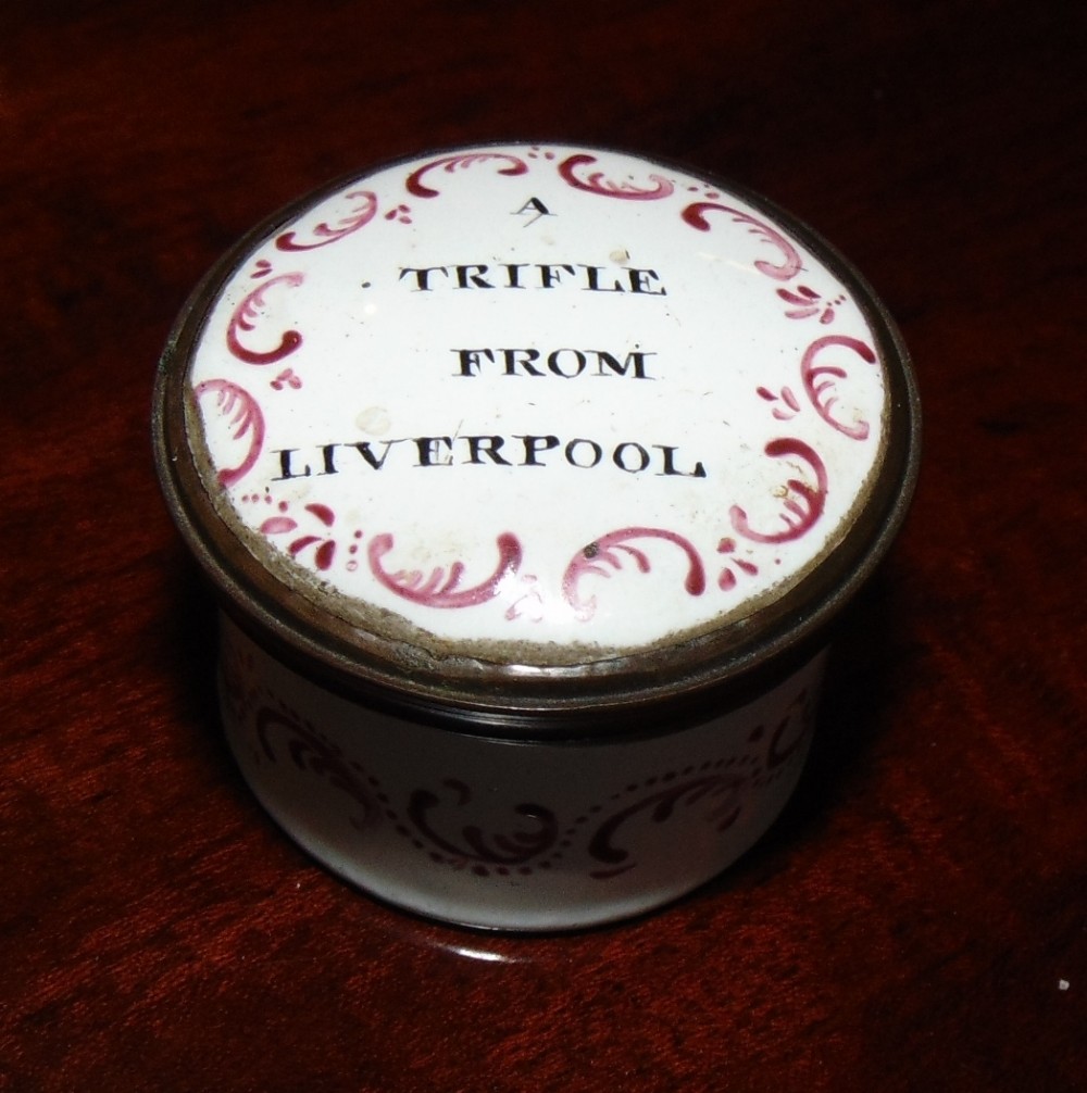 Georgian Battersea enamel round pill box. Circa 1775