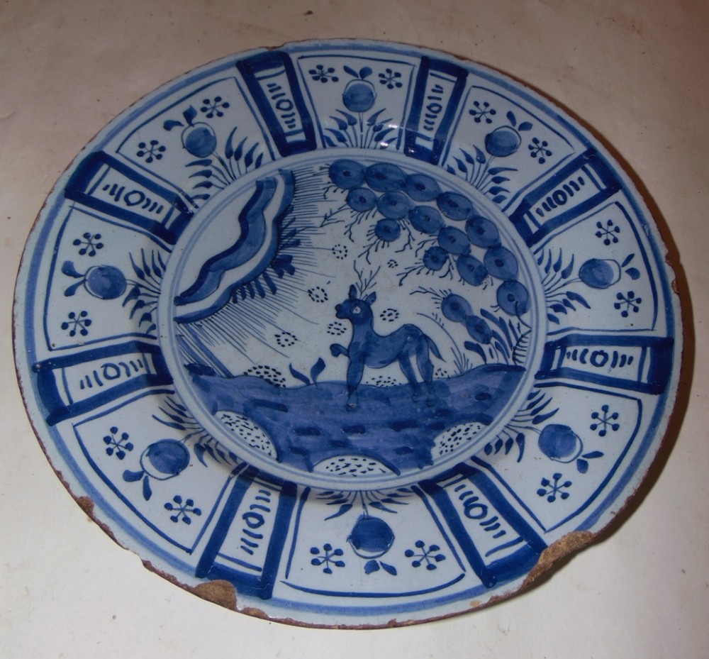 18th. century Dutch delft charger. Circa 1750