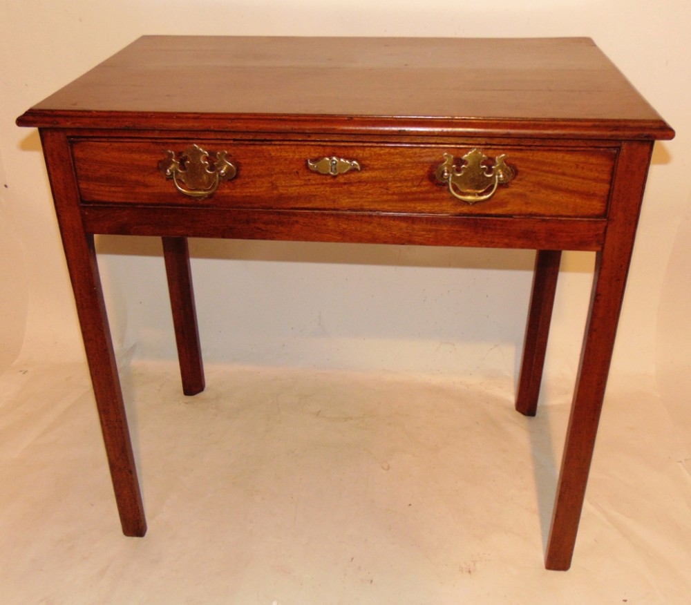 Georgian mahogany side table. Circa 1775