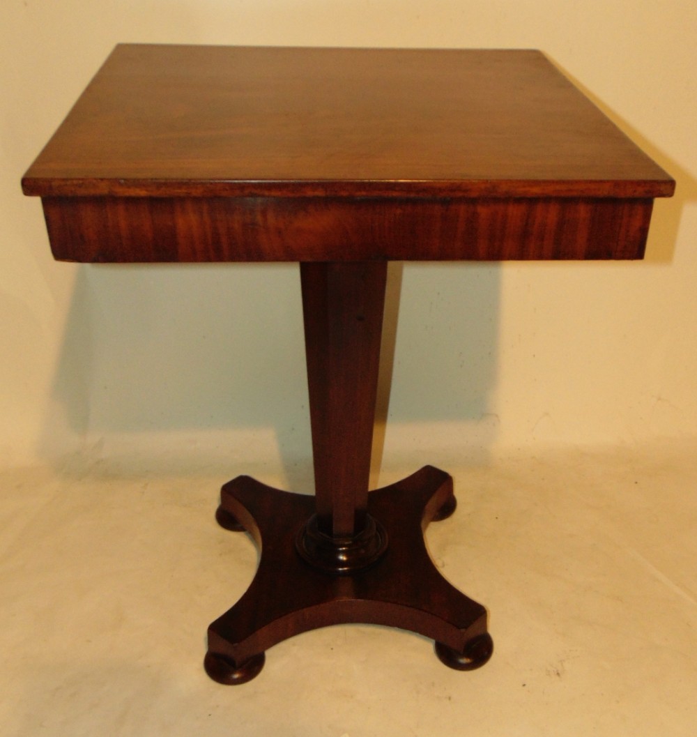 Regency mahogany pedestal table. Circa 1830