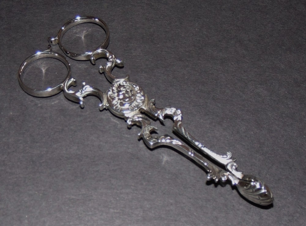 Georgian silver sugar nips. Circa 1770