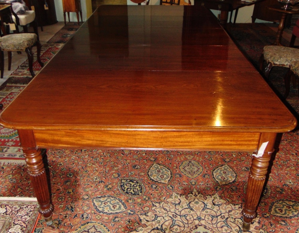 Large Regency mahogany Gillows dining table. Circa 1830
