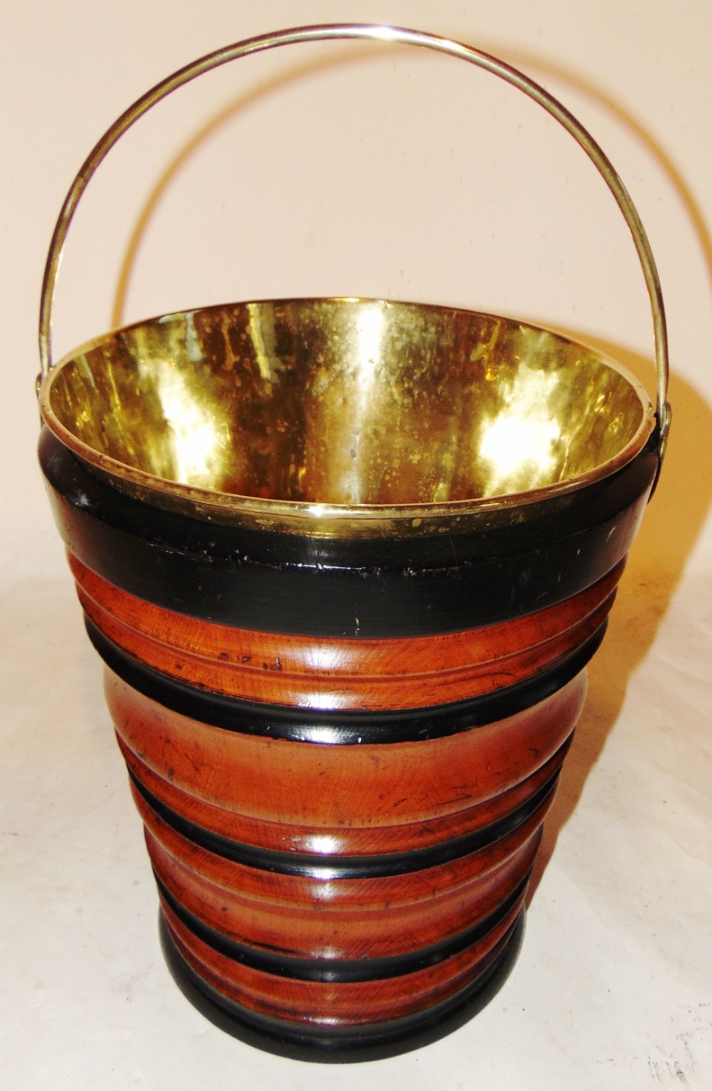 Dutch fruitwood turned bucket. Circa 1810