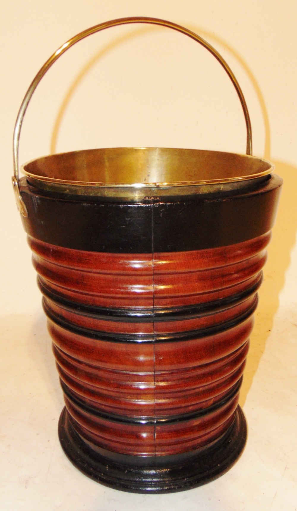 Dutch mahogany coopered bucket. Circa 1810