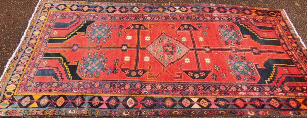 Antique Persian Hamadan large rug. Circa 1920