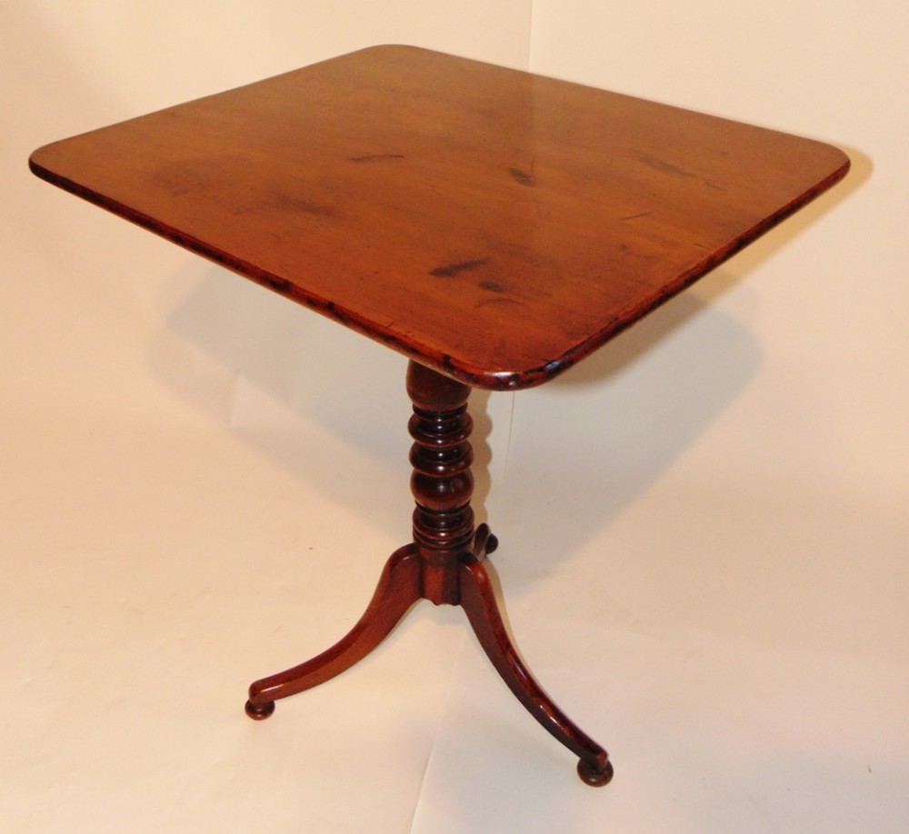 Georgian mahogany tripod table. Circa 1820
