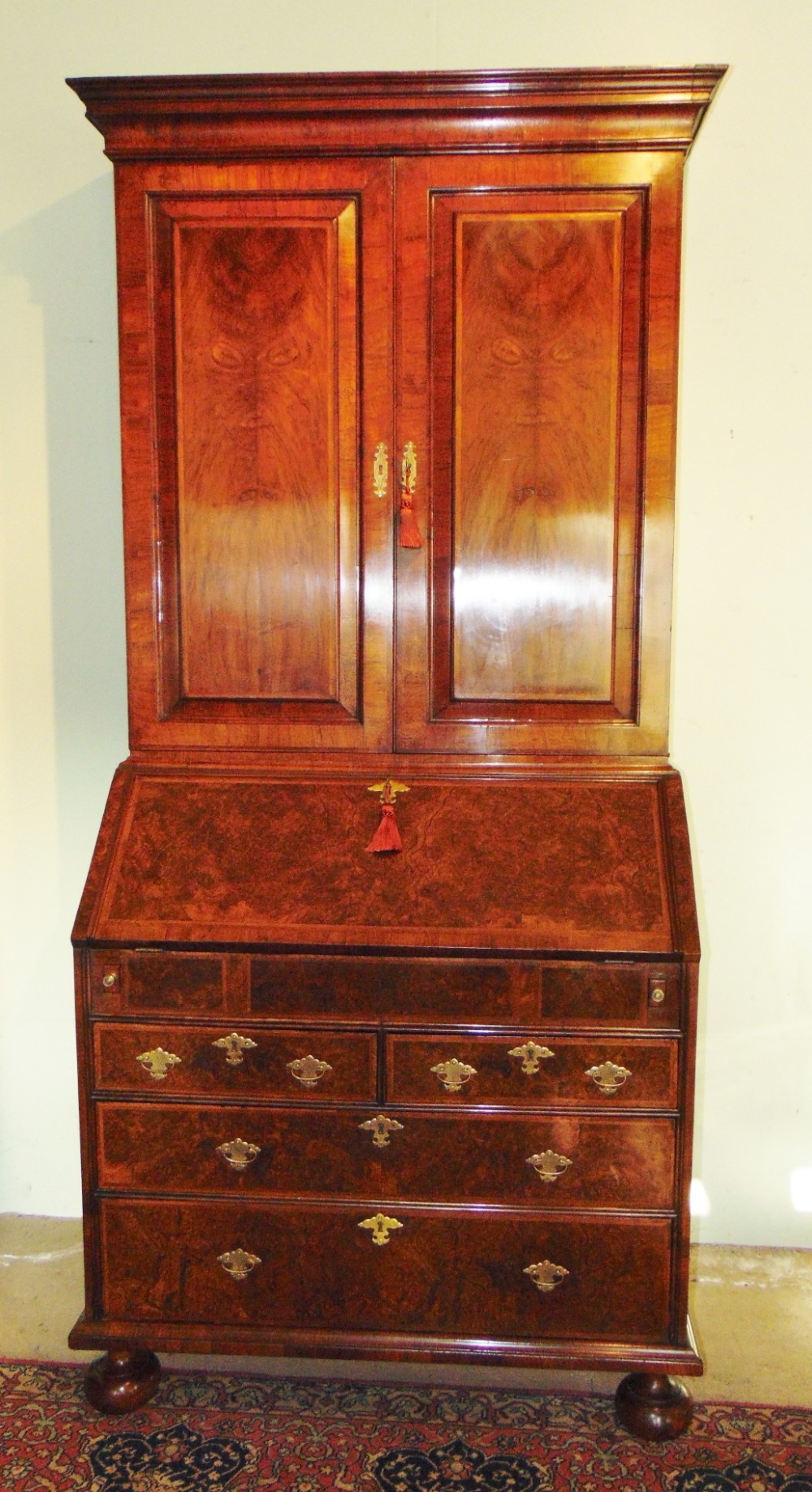 George !! veneered walnut bureau bookcase Circa 1740