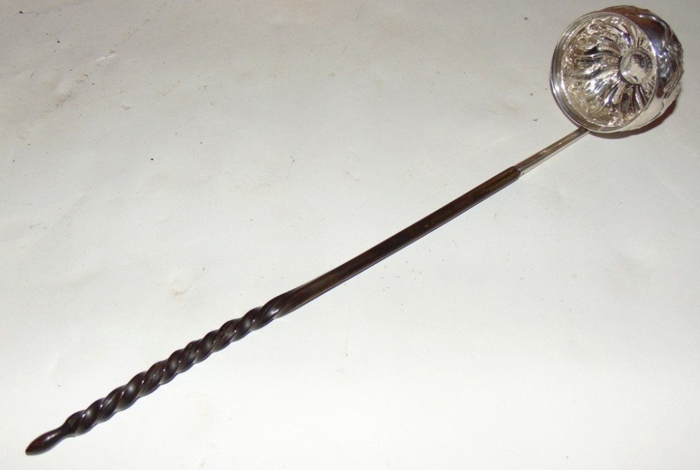 Scottish Georgian silver toddy ladle Circa 1790