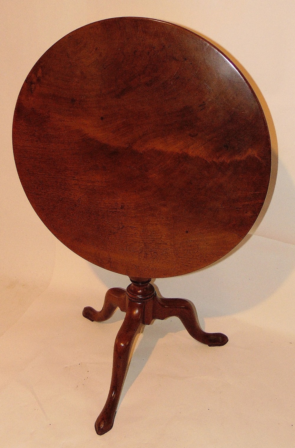 Georgian mahogany birdcage tripod table circa 1770