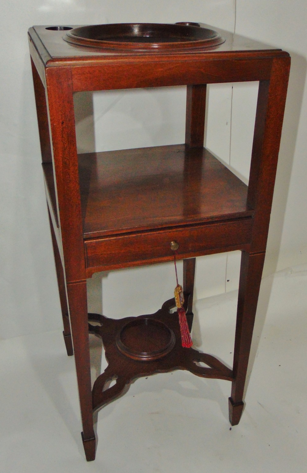 Georgian mahogany square washstand Circa 1785