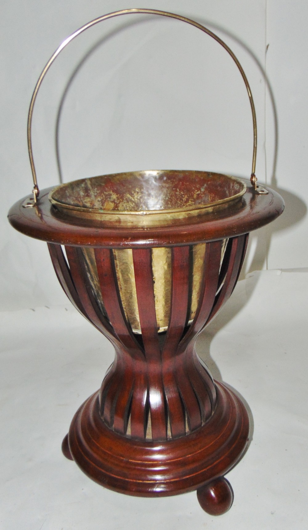 Dutch mahogany jardiniere circa 1810