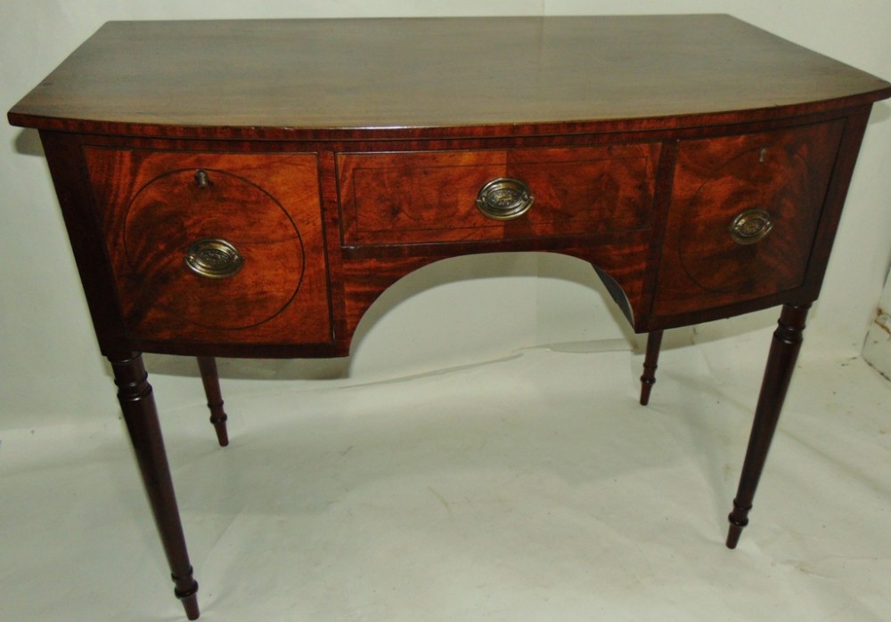 Georgian bow fronted dressing table Circa 1810