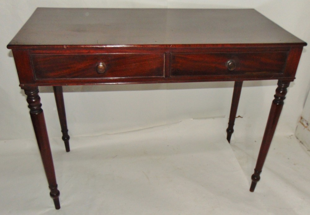Georgian mahogany side table circa 1815