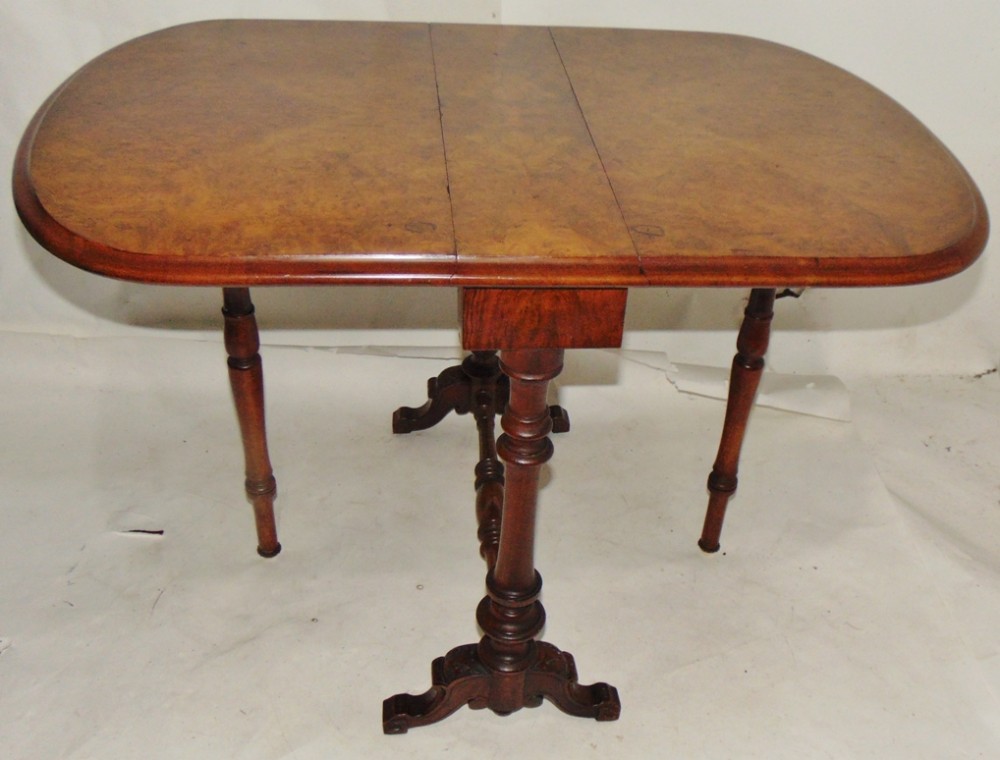 Victorian walnut sutherland coffee table circa 1850